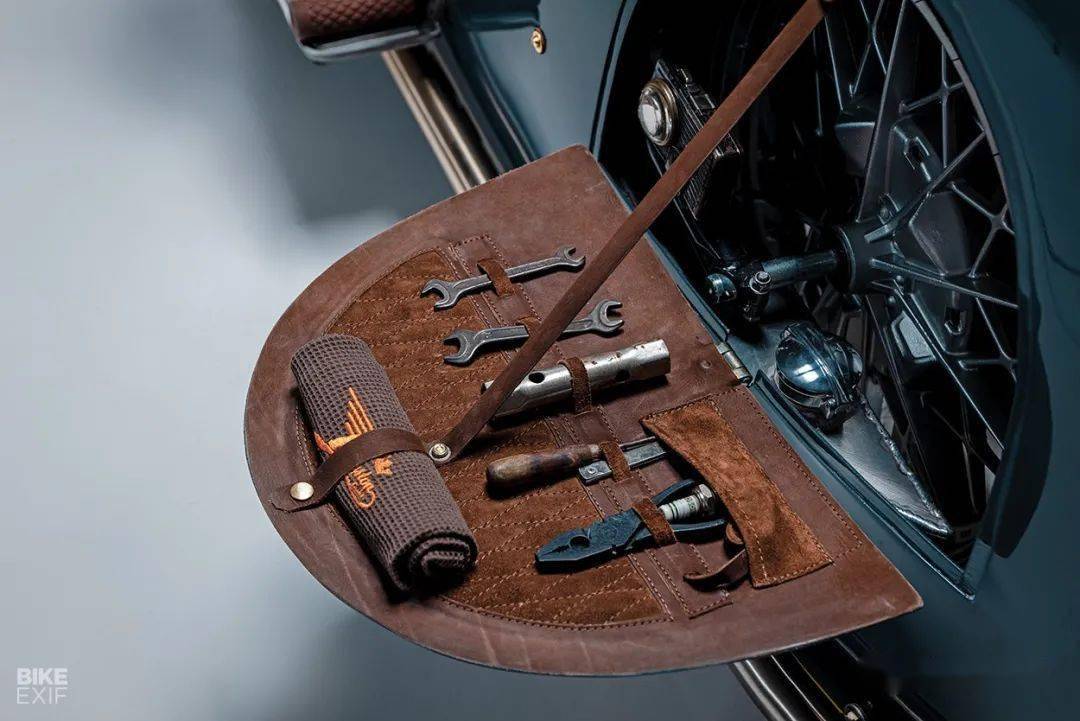 點(diǎn)擊進(jìn)入看圖評(píng)論