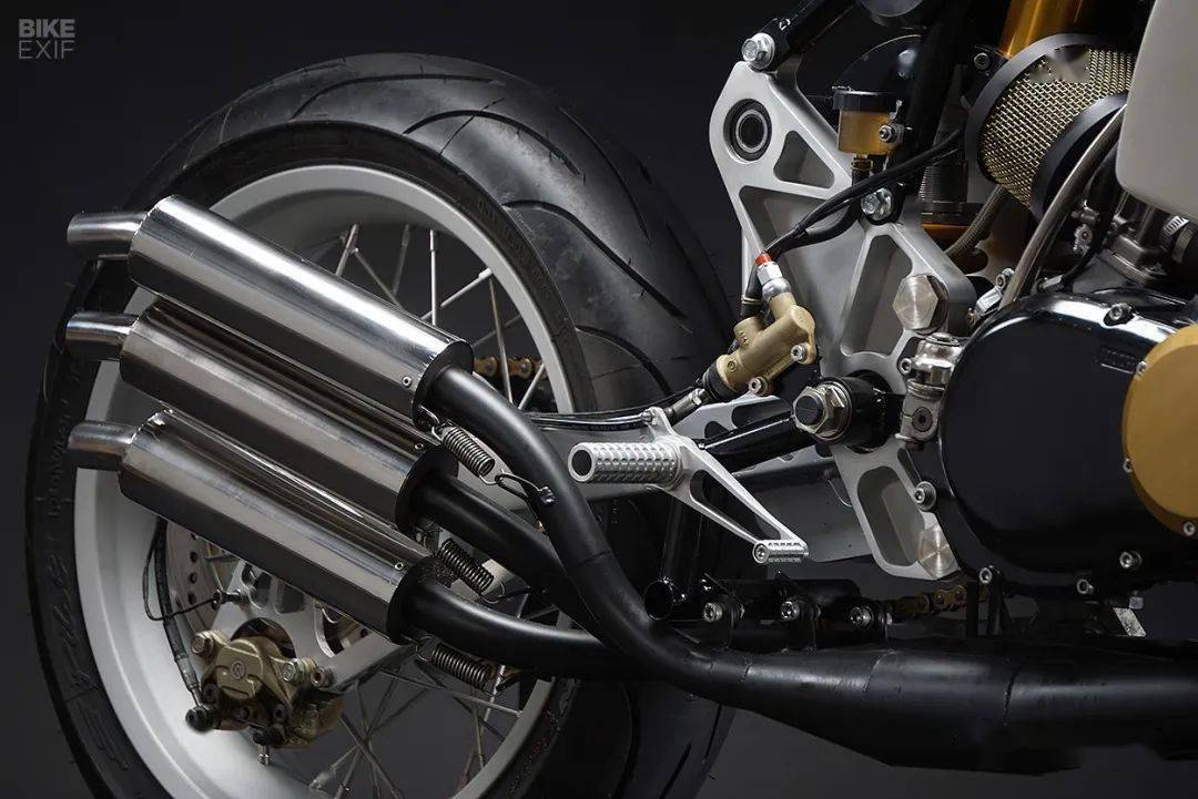 點(diǎn)擊進(jìn)入看圖評(píng)論