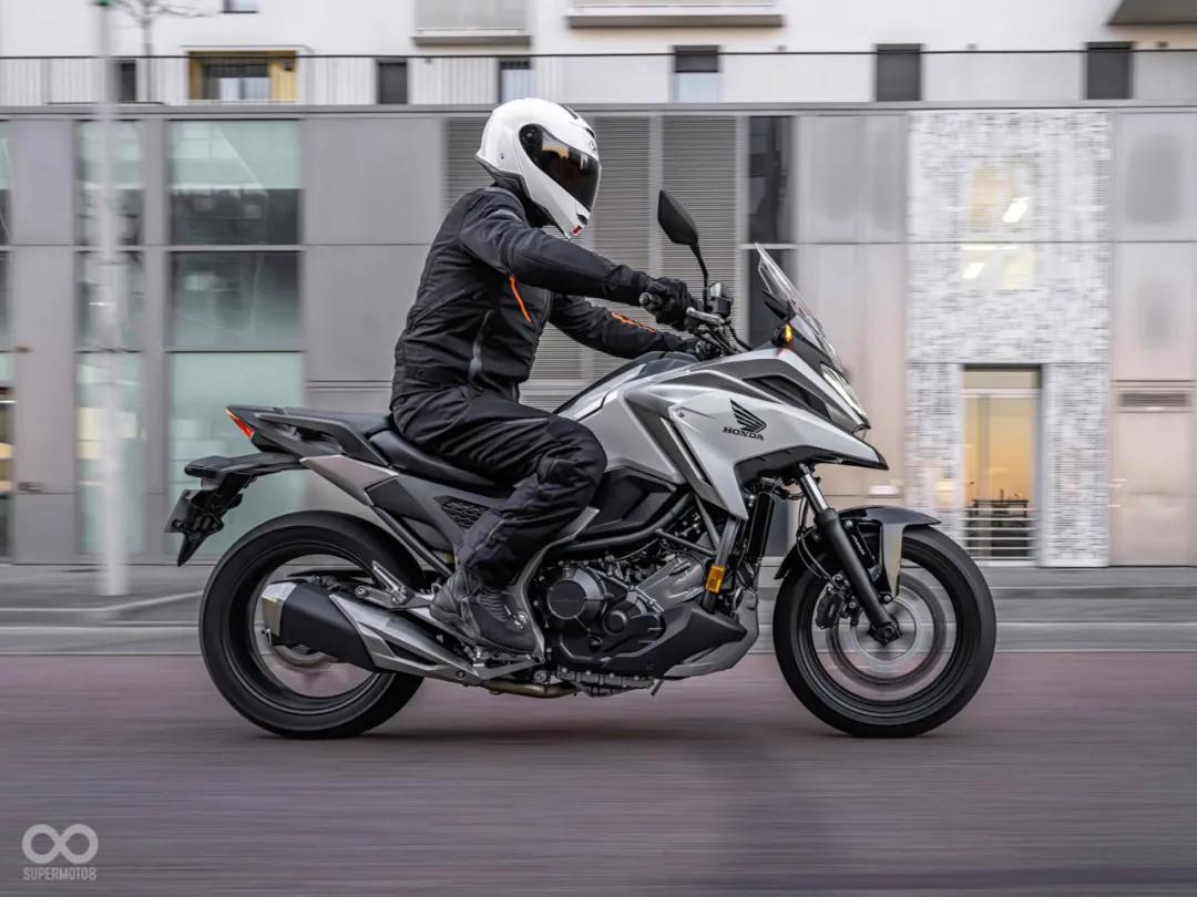 點(diǎn)擊進(jìn)入看圖評論