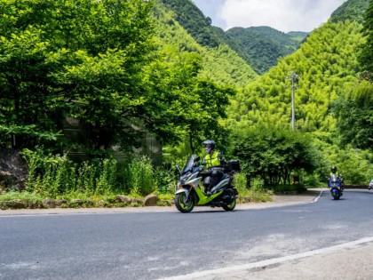 上海車(chē)友安吉龍王山二日游