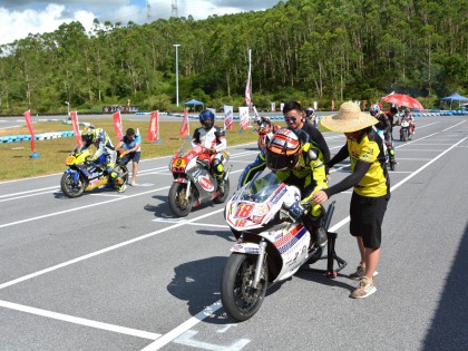 2021偉業(yè)達(dá)GP大灣區(qū)摩托車大賽——冠軍特寫：兩沖街車組 胡通明