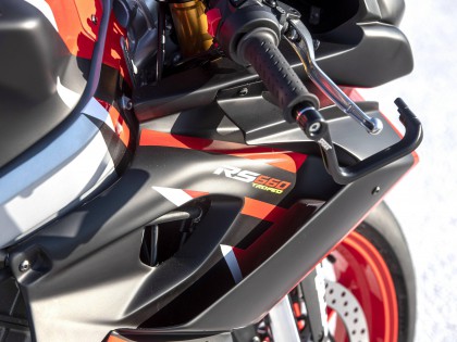 細節(jié)特寫：阿普利亞 RS660 Trofeo 賽車