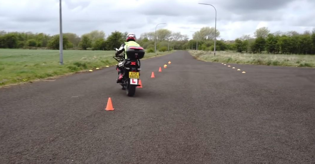 點(diǎn)擊進(jìn)入看圖評(píng)論