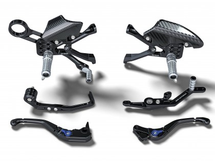 寶馬摩托新 M 1000 RR、M 1000 RR M 競賽者版