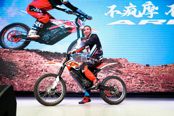 阿波羅越野的大膽嘗試