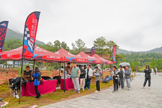 阿波羅越野的大膽嘗試