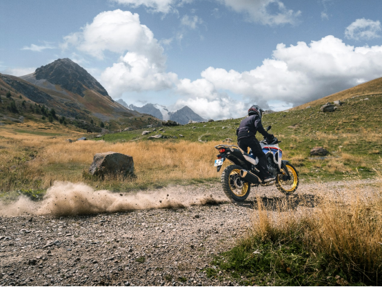 final【預熱稿】穿越阿爾卑斯，邁向廣袤曠野，Ho<em></em>nda XL750 TRANSALP即將上市 最終版(1)409
